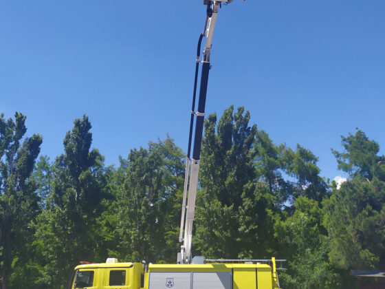 Cela ALP225X Aerial Ladder Platform 22,5m at work