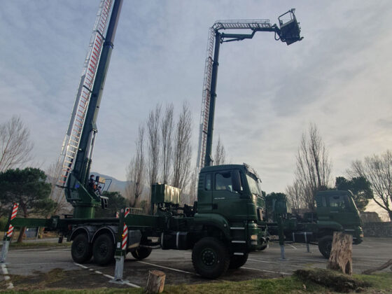 Cela Aerial ladder platforms ALP330X at work