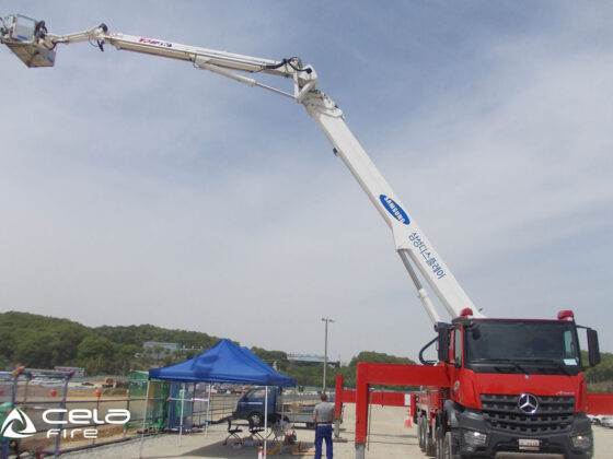 Cela Aerial ladder platforms ALP727X at work