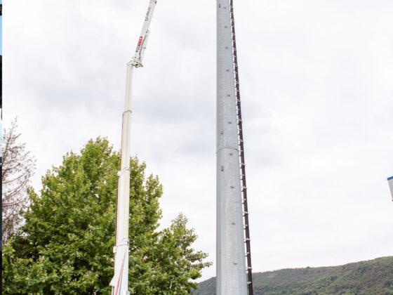 Tracked access platforms DT30 Spyder at work